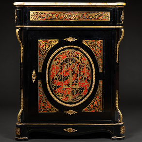 Mueble boulle francés en madera ebonizada en negro con incrustaciones en latón embutido y aplicaciones en bronce, S. XIX