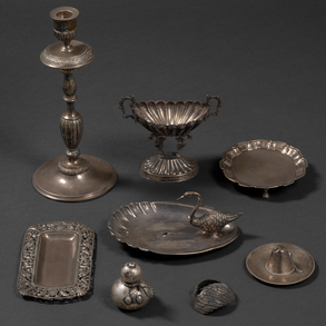 Miscelánea de piezas de plata española del siglo XX.