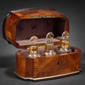 Perfumero estilo Luís XVI en madera de palorosa con incrustaciones de latón del siglo XIX