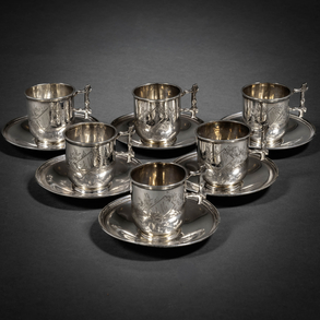 Set compuesto por seis tazas y seis platos en plata española y punzonada del siglo XX.