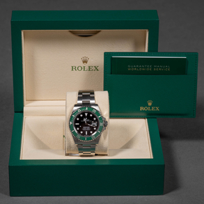 Rolex Oyster Perpetual Submariner 
