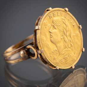 Anillo con moneda Helvetia de 20 francos suizos en oro amarillo de 18kt.