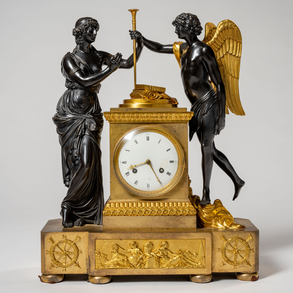 Reloj francés  Imperio de sobremesa en bronce dorado y bronce pavonado del siglo XIX