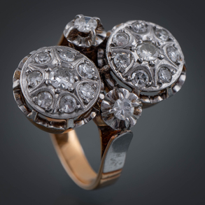Anillo antiguo en oro blanco y oro amarillo de 18 kt y brillantes